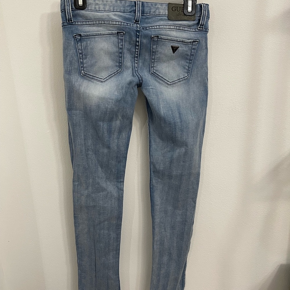 Guess - Picture 2 of 2